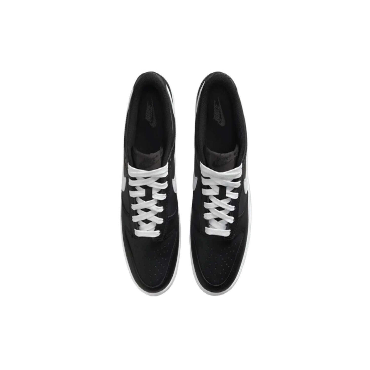 Dunk Low Older Kids’ Shoes – Black