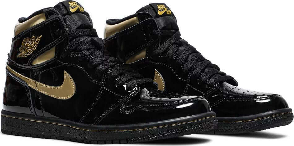 Air Jordan 1 Retro High OG ‘Black Metallic Gold’