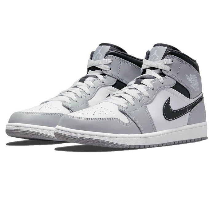 Air Jordan 1 Mid ‘Light Smoke Grey’