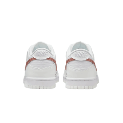 Dunk Low Older Kids’ Shoes – White