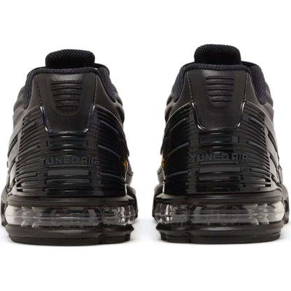 Air Max Plus 3 Leather ‘Triple Black’