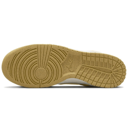 Dunk Low ‘Sun Club Wheat Grass Orange’