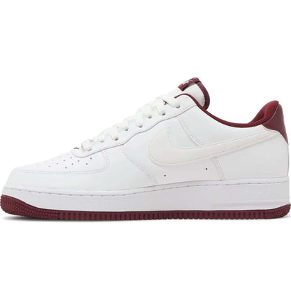Air Force 1 ’07 ‘White Dark Beetroot’