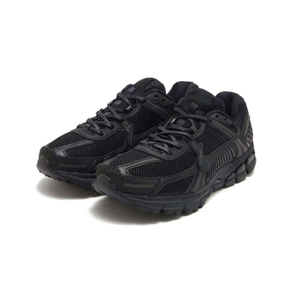 Air Zoom Vomero 5 ‘Triple Black’