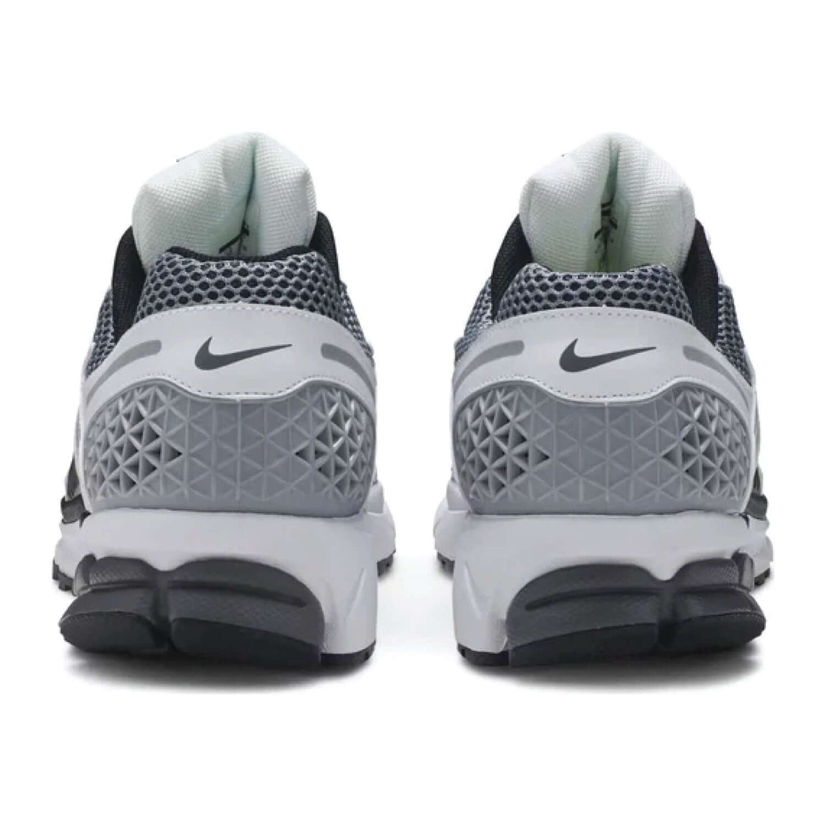 Air Zoom Vomero 5 SE SP ‘Dark Grey’