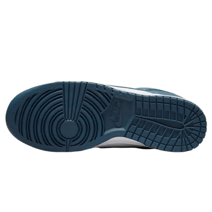 Dunk Low Retro ‘Valerian Blue’