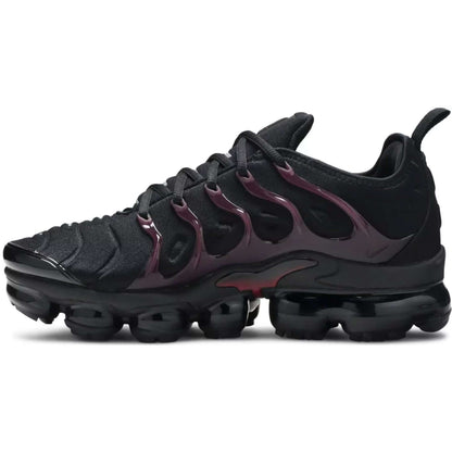Air VaporMax Plus ‘Black Noble Red’