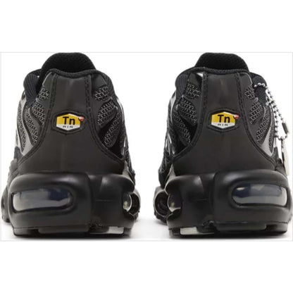 Wmns Air Max Plus ‘Black Metallic Silver’