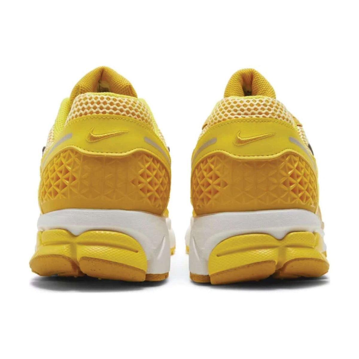 Zoom Vomero 5 ‘Yellow Ochre’
